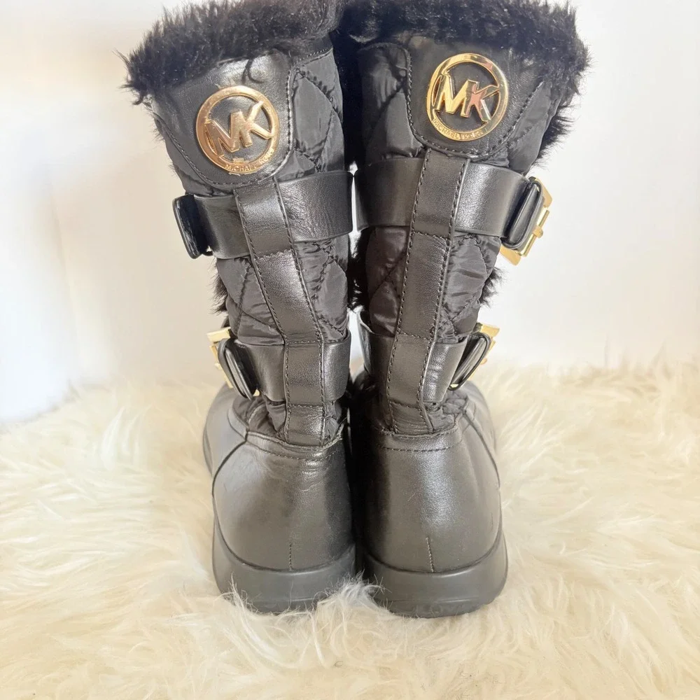 Michael Kors Black Quilted Faux Fur Trim Buckle‎ Boots AQ13G 7M